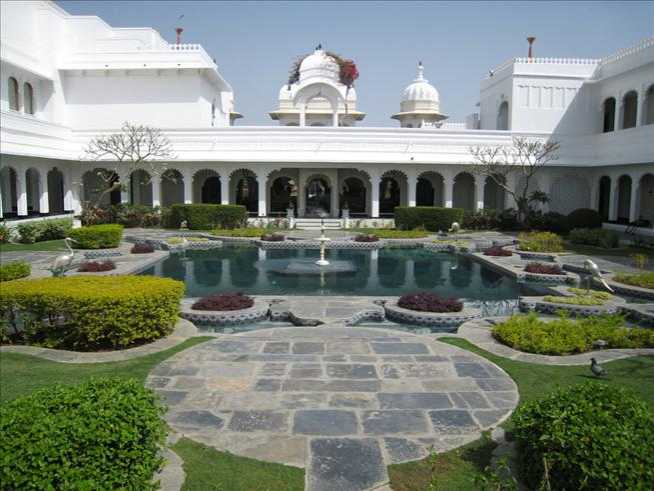 3 Nights 4 Days Udaipur Tour Package Gallery